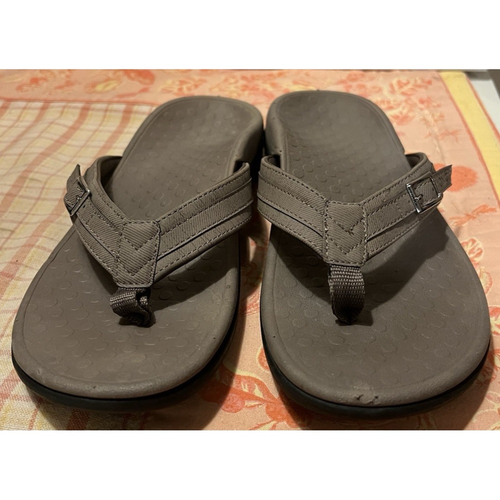 Vionic Patty Flip Flop Thong Sandal Brown Tan Beach Resort Women's Size 6